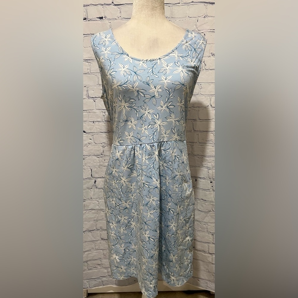 Lands' End Womens Maxi Dress Size 10 Blue and White Sleeveless